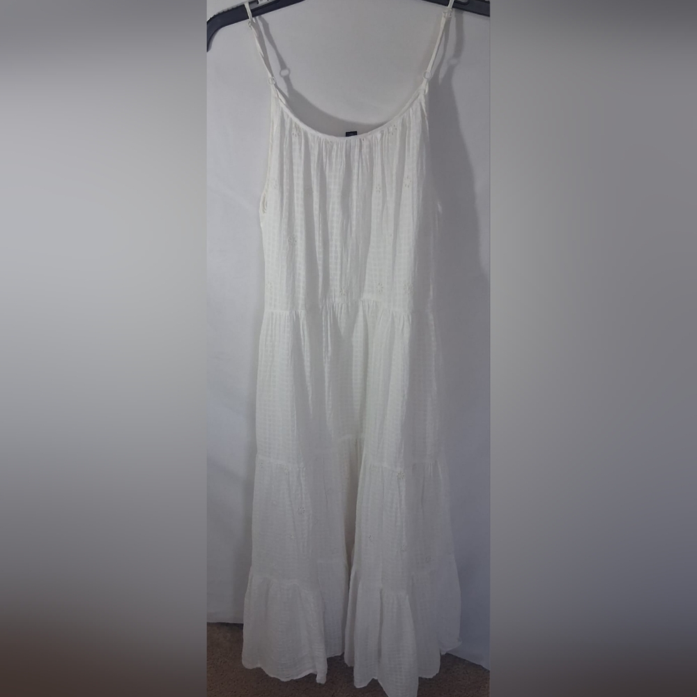 Universal Thread White Embroidered Dress